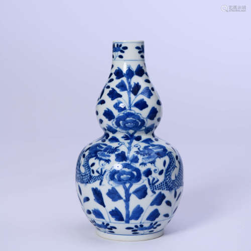 A Blue And White Dragon Double-Gourd-Shape Vase