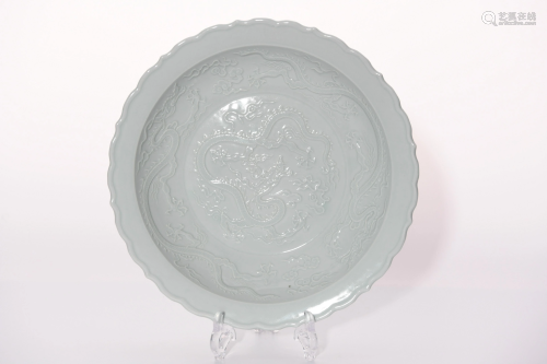 White Glazed Lobed Dish Yuan Dynasty