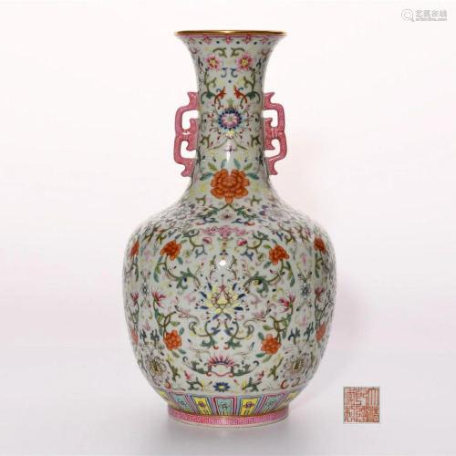 Famille Rose Floral Vase Qianlong Period