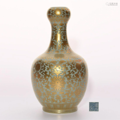 Celadon Glazed and Gilt Garlic Head Vase Jiaqing Period