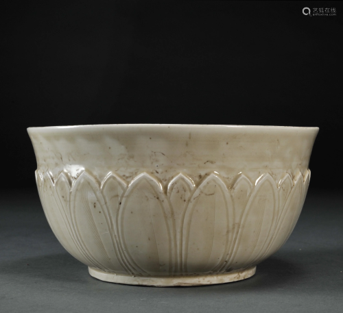 Ting Lobed Bowl Song Dynasty