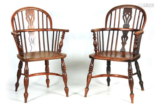 A MATCHED PAIR OF 19TH CENTURY NOTTINGHAMSHIRE YEW WOOD WIND...