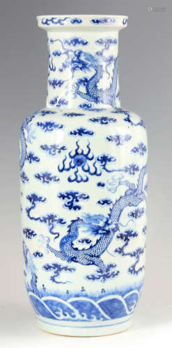 A 19TH CENTURY CHINESE BLUE AND WHITE PORCELAIN VASE decorat...