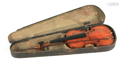 A LATE 19TH/EARLY 20TH CENTURY FULL-SIZE GERMAN VIOLIN lengt...