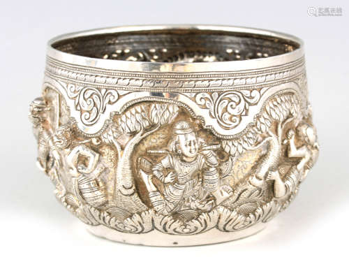 AN 18TH/19TH CENTURY INDIAN SILVER BOWL decorated with raise...
