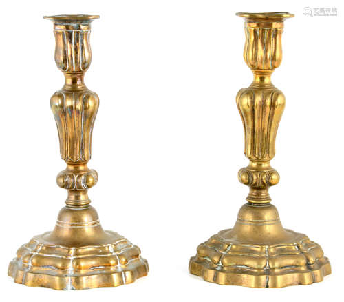 A PAIR OF 19TH CENTURY FRENCH GILT OROMLU ROCOCO STYLE CANDL...