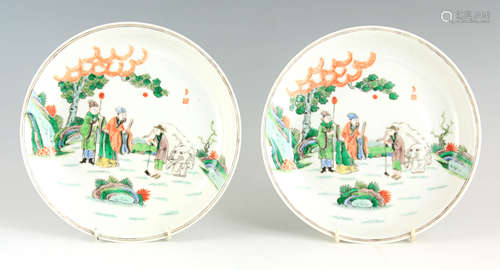 A PAIR OF CHINESE PORCELAIN FAMILLE VERTE DISHES decorated w...