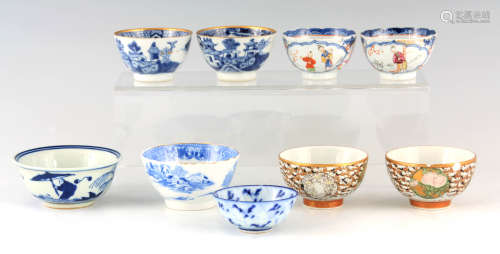 A SELECTION OF CHINESE PORCELAIN BOWLS including three pairs...