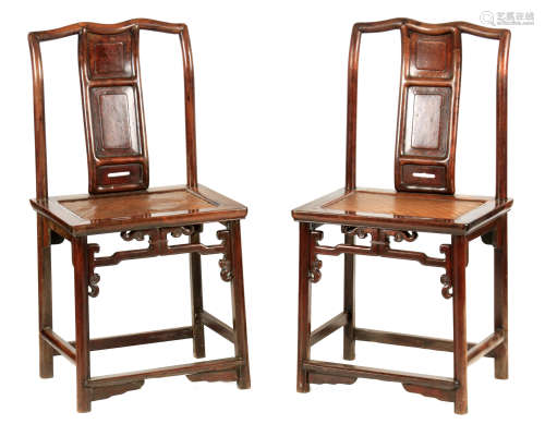 A PAIR OF 18TH CENTURY CHINESE HARDWOOD SIDE CHAIRS with sha...