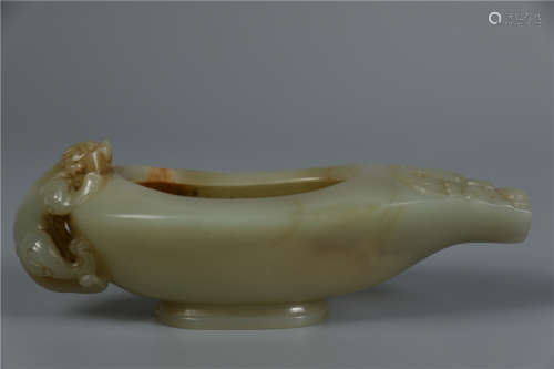 A JADE CARVED STUDY WATER DROPPER