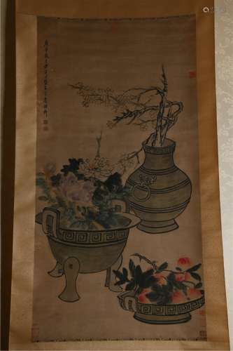 A ANTIQUE FLOWERS PAINTING ON PAPER