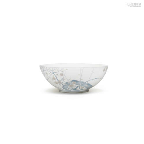 A porcelain confectionery bowl By Kinkozan, Meiji (1868-1912...