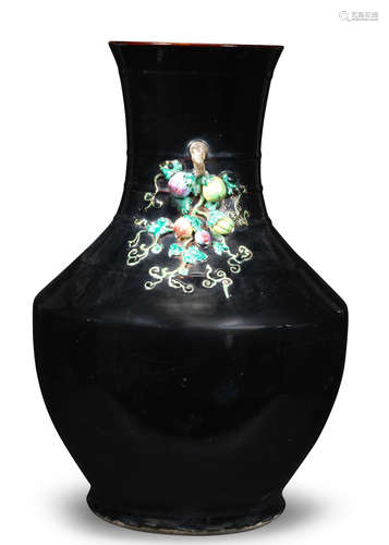 A LARGE FAMILLE ROSE MIRROR-BLACK-GLAZED VASE, HU Qianlong s...