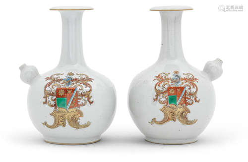 A RARE PAIR OF ARMORIAL KENDI FOR THE DUTCH MARKET 18th cent...