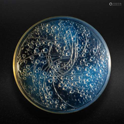 RENÉ LALIQUE (FRENCH 1860-1945) MUGUETS BOX AND COVER, NO. 4...