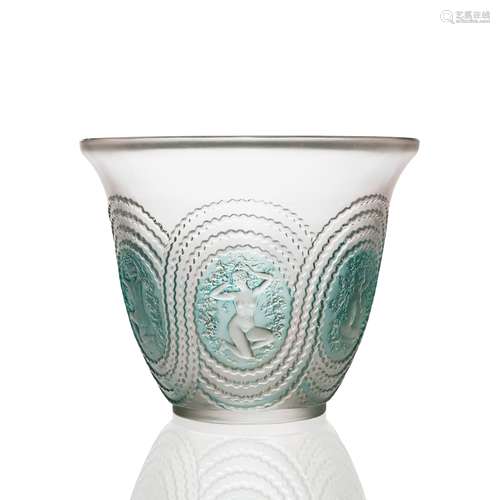 ‡ RENÉ LALIQUE (FRENCH 1860-1945) DRYADES VASE, NO. 10-912