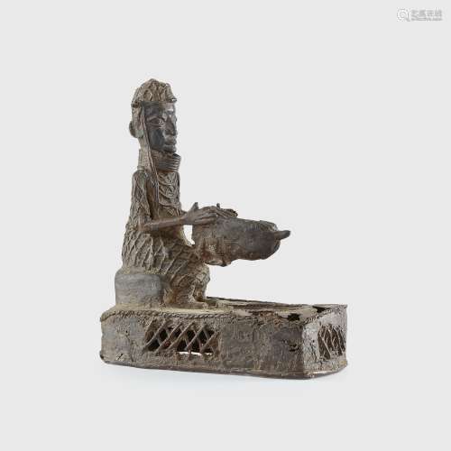 EDO SEATED FIGURE NIGERIA