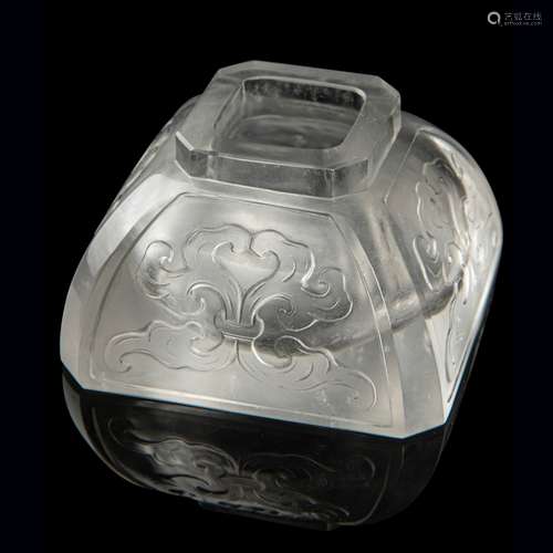 ROCK CRYSTAL SQUARE WATER POT QIANLONG PERIOD