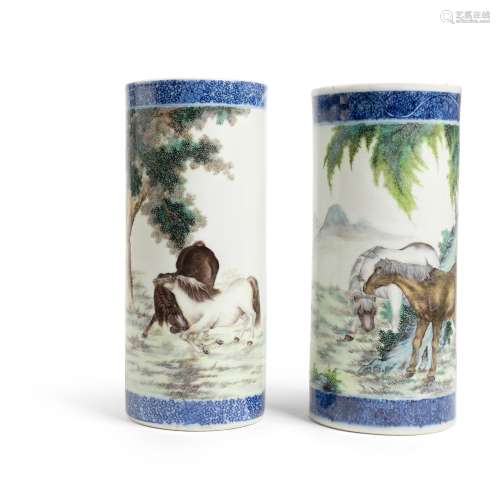 PAIR OF FAMILLE ROSE DECORATED BLUE AND WHITE HAT STANDS REP...