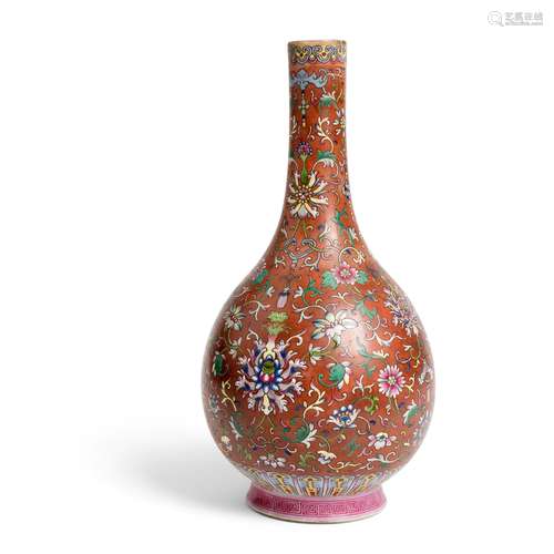 FAMILLE ROSE PERSIMMON-GROUND BOTTLE VASE QING DYNASTY, 18TH...