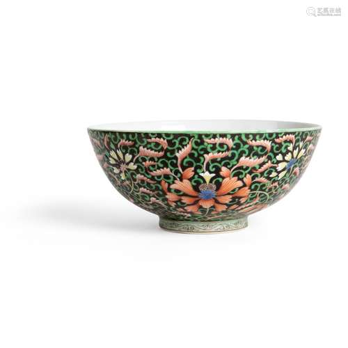 BLACK-GROUND FAMILLE ROSE 'FLOWER' BOWL QIANLONG MARK