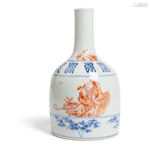 UNDERGLAZE BLUE AND COPPER RED 'MALLET' VASE QING DYNASTY, 1...