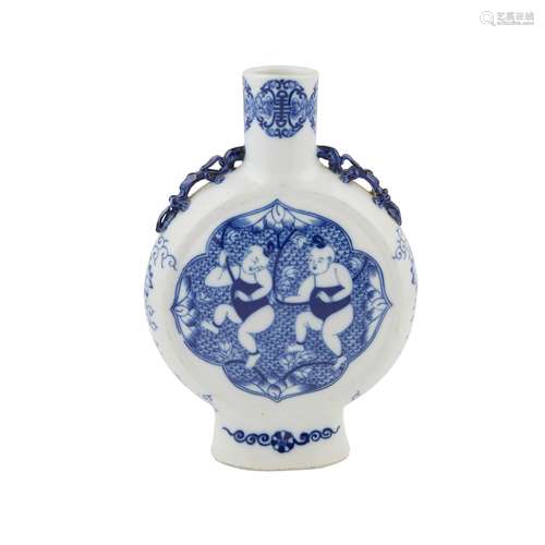 BLUE AND WHITE MOON FLASK KANGXI MARK