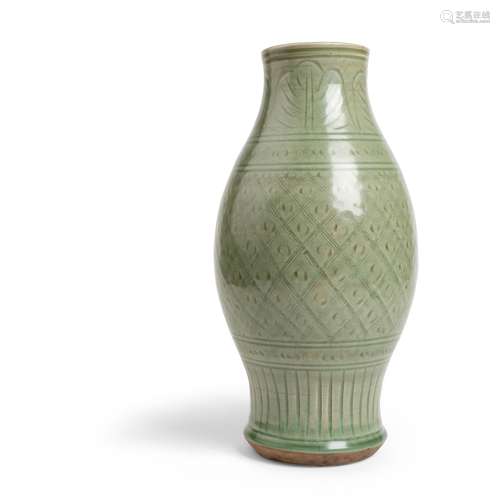 LONGQUAN CELADON-GLAZED VASE YUAN DYNASTY