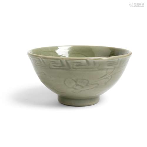 LONGQUAN CELADON-GLAZED BOWL MING DYNASTY