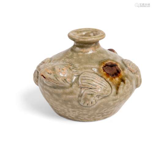 YUE WARE FROG-SHAPED JARLET FIVE DYNASTIES