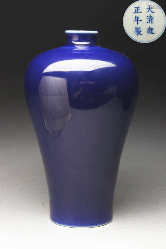 清雍正 藍釉梅瓶
