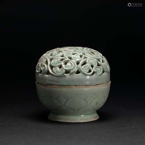 Celadon aromatherapy furnace Song Dynasty