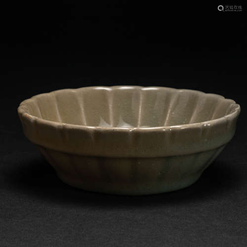 Celadon Small Plate Song Dynasty