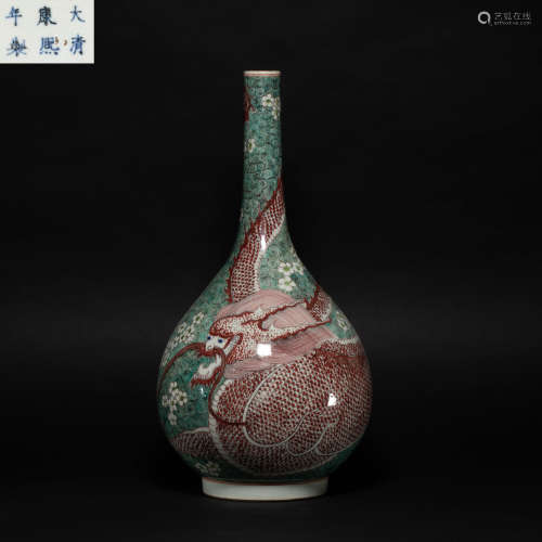 Dragon Bottle in Qing Dynasty