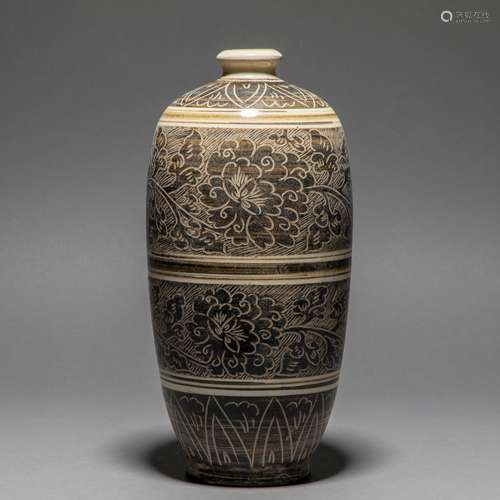 Cizhou Kiln Inlaid Plum Vase of Song Dynasty