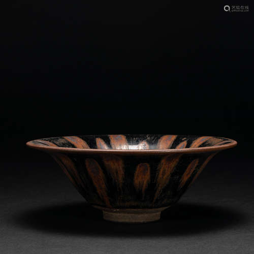 A large bowl of kiln built in the Song Dynasty