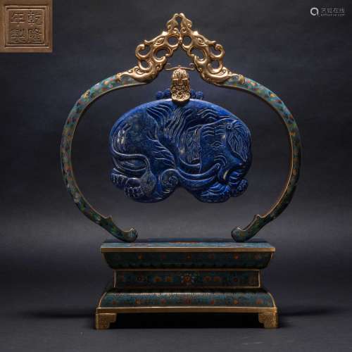 Qing Dynasty Cloisonne and Taiping Elephant Ornaments in the...
