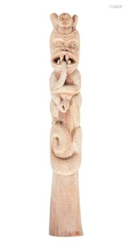 2-毛利人（新西兰好奇的骨雕很可能代表了一个有长尾巴的神话生物，...