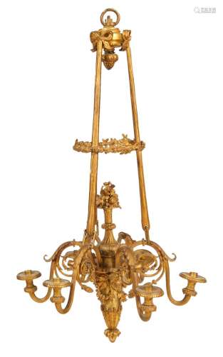 405-鎏金青铜吊灯，有六个灯臂，上面有丰富的妇女面具、花环和树叶、...