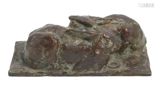 426- 罗杰-戈德肖 (1878-1958)兔子有阴影的青铜雕塑，由苏斯失蜡铸...