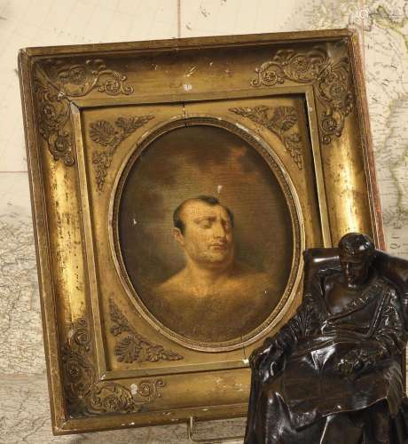 19世纪中期的法国学校。死去的拿破仑一世皇帝，半身像。  油画上的椭...