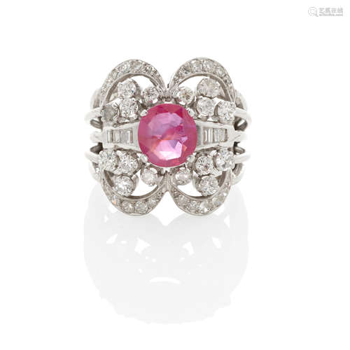 18K WHITE GOLD, PINK SAPPHIRE AND DIAMOND RING