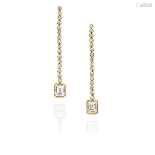 PAIR OF 18K GOLD AND DIAMOND DROP EARRINGS