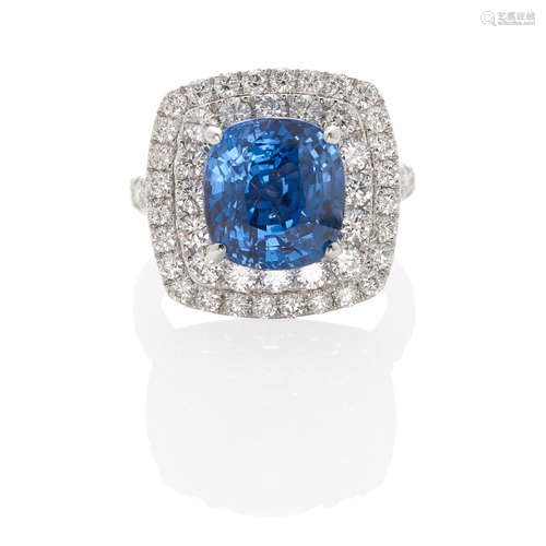 18K WHITE GOLD, SAPPHIRE AND DIAMOND RING