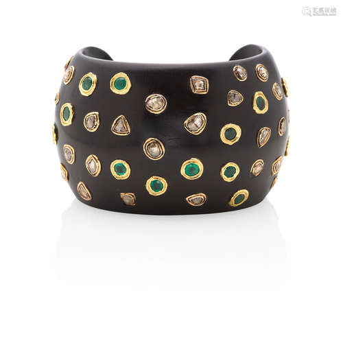 MARTHA O'BRIEN: 18K GOLD, EBONY, EMERALD AND DIAMOND CUFF BR...