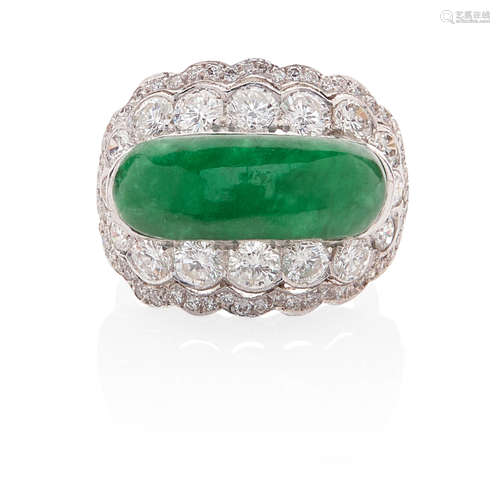 18K WHITE GOLD, JADE AND DIAMOND RING