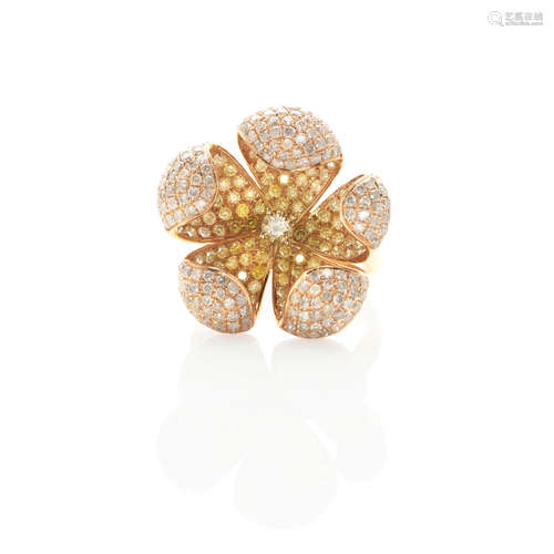 18K ROSE GOLD AND DIAMOND FLOWER RING