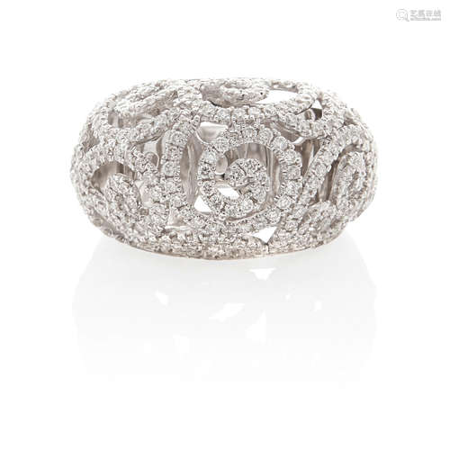 18K WHITE GOLD AND DIAMOND BOMBE RING