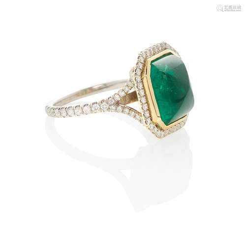 18K BI-COLOR GOLD, EMERALD AND DIAMOND RING