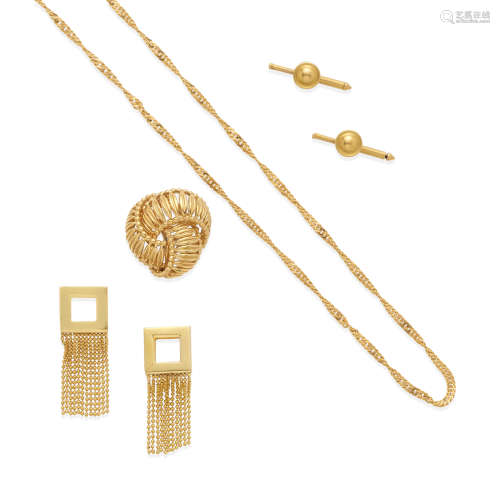 GROUP OF GOLD JEWELRY